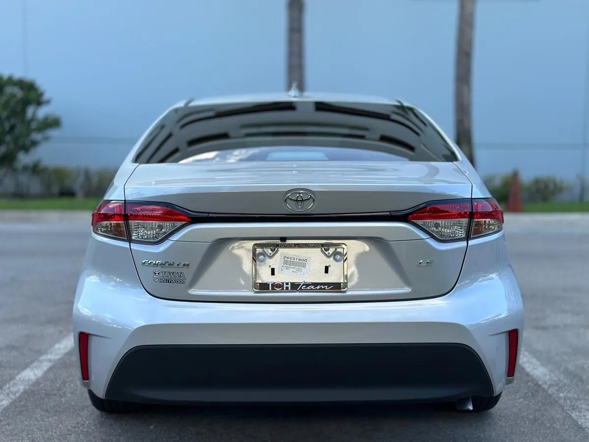 2025 Toyota Corolla LE