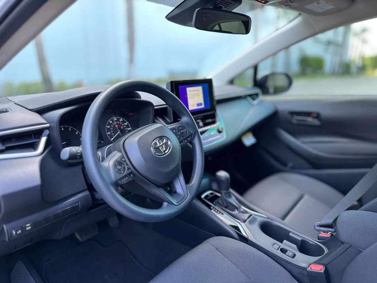 2025 Toyota Corolla LE