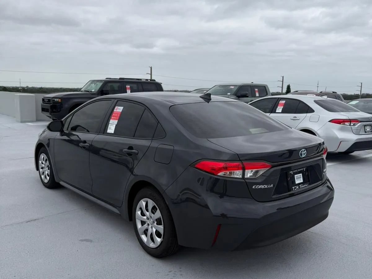 2025 Toyota Corolla Hybrid LE