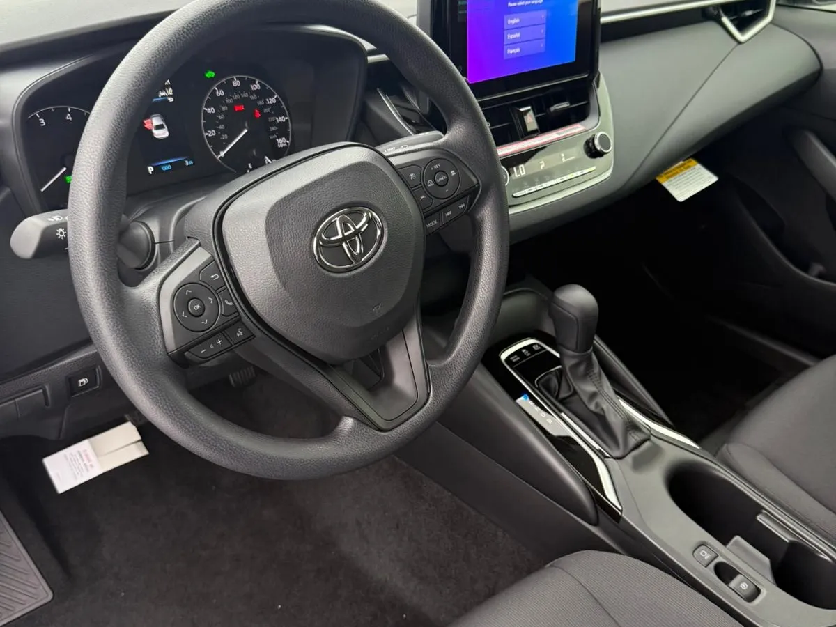 2025 Toyota Corolla Hybrid LE