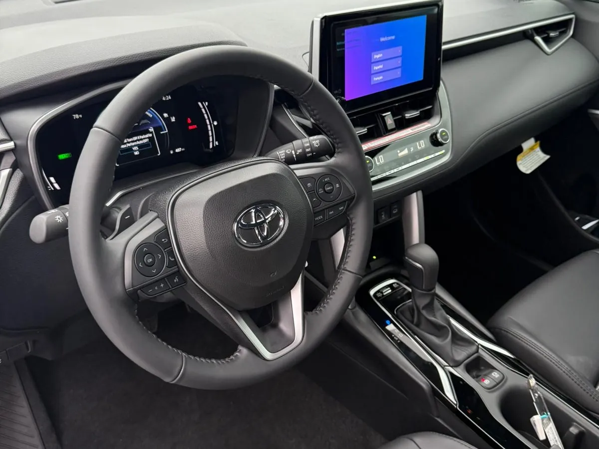 2025 Toyota Corolla Cross XSE Hybrid