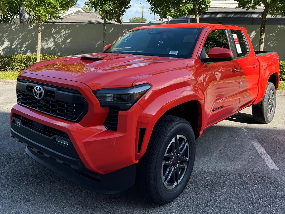 2025 Toyota Tacoma TRD Sport